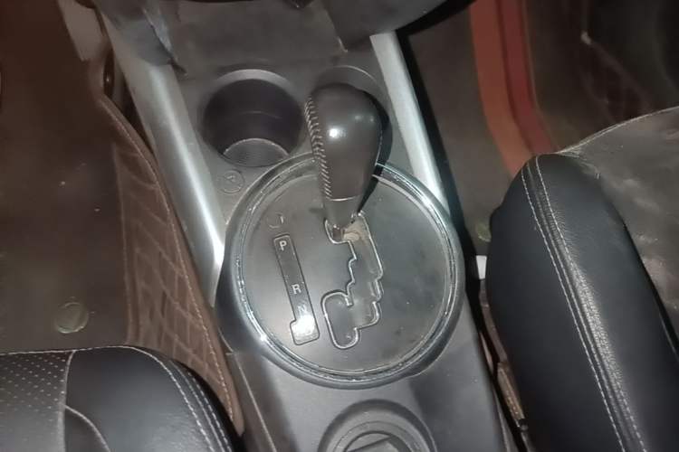Used Mitsubishi ASX 2018 2.0L CVT Two-Wheel Drive Smart Orange Edition Gear Lever