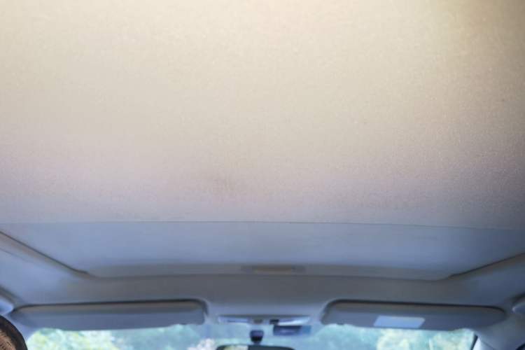 Used Mitsubishi ASX 2018 2.0L CVT Two-Wheel Drive Deluxe Edition Headliner