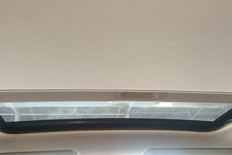 Used Mitsubishi ASX 2018 2.0L CVT Two-Wheel Drive Elite Edition Headliner