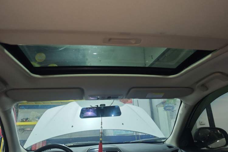 Used Mitsubishi ASX 2018 2.0L CVT Two-Wheel Drive Deluxe Edition Headliner