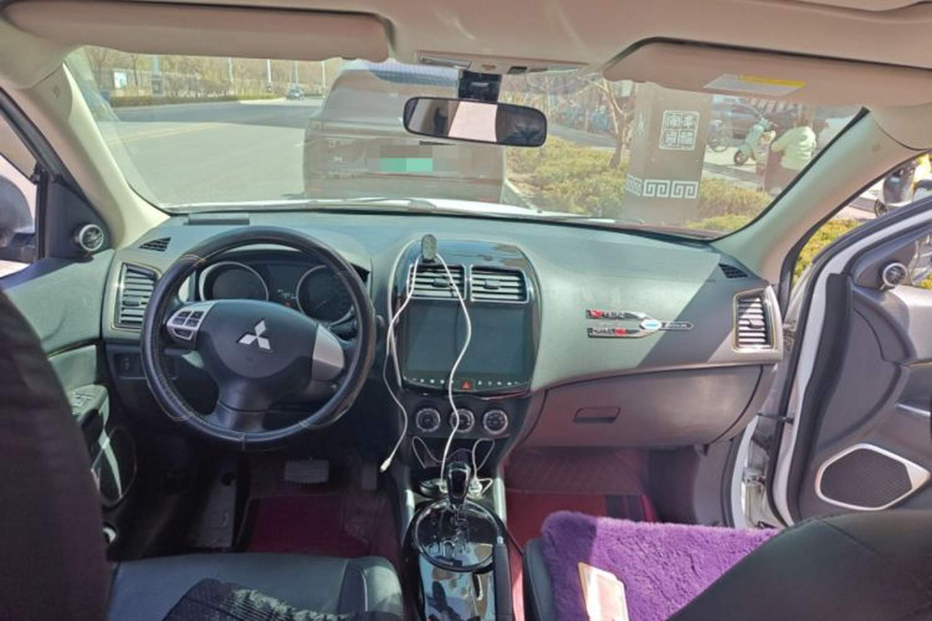 Used Mitsubishi ASX 2018 2.0L CVT Two-Wheel Drive Deluxe Edition Headliner