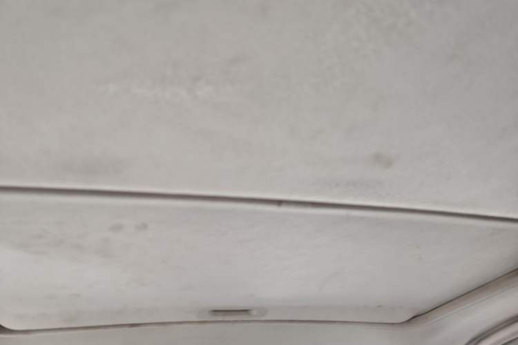 Used Mitsubishi ASX 2018 2.0L CVT Two-Wheel Drive Deluxe Edition Headliner