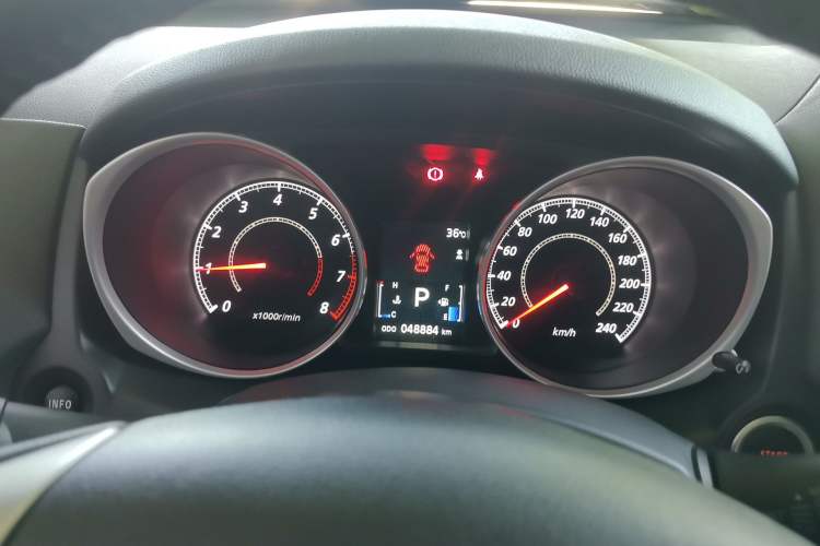 Used Mitsubishi ASX 2018 2.0L CVT Two-Wheel Drive Deluxe Edition Instrument Cluster