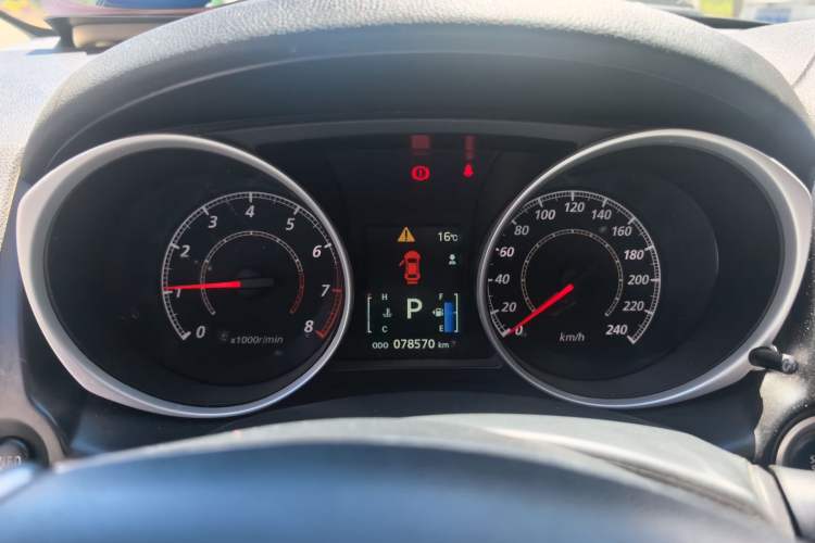 Used Mitsubishi ASX 2018 2.0L CVT Two-Wheel Drive Elite Edition Instrument Cluster