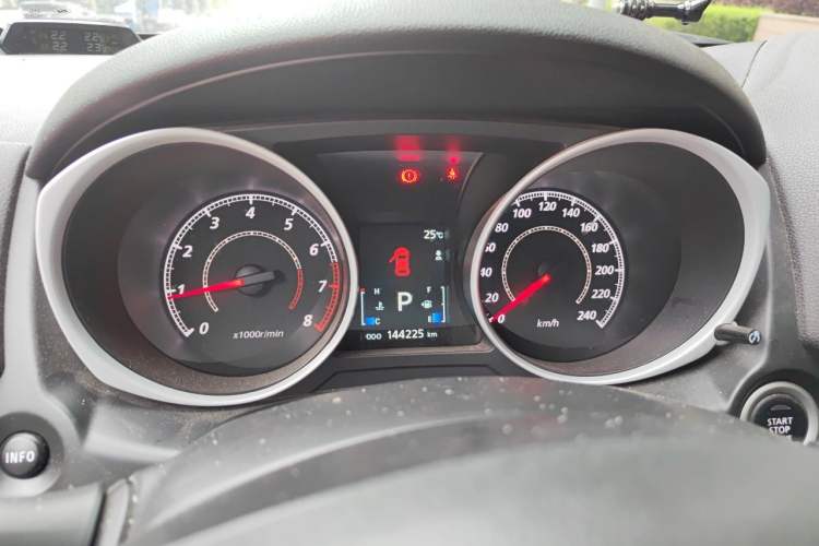 Used Mitsubishi ASX 2018 2.0L CVT Two-Wheel Drive Deluxe Edition Instrument Cluster