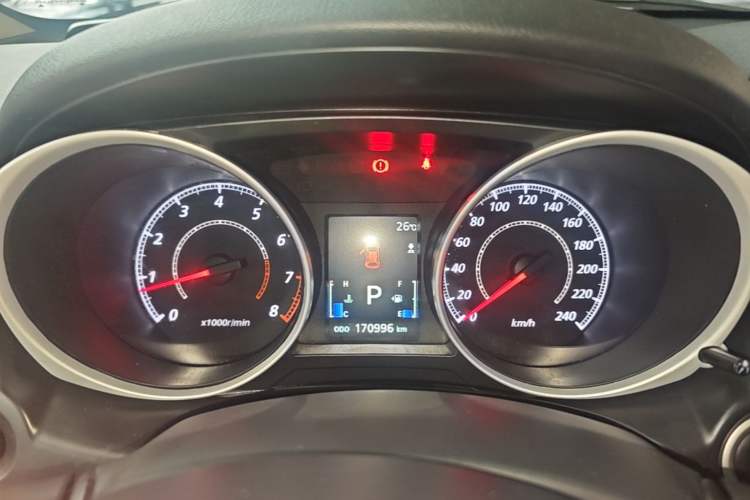 Used Mitsubishi ASX 2018 2.0L CVT Two-Wheel Drive Deluxe Edition Instrument Cluster
