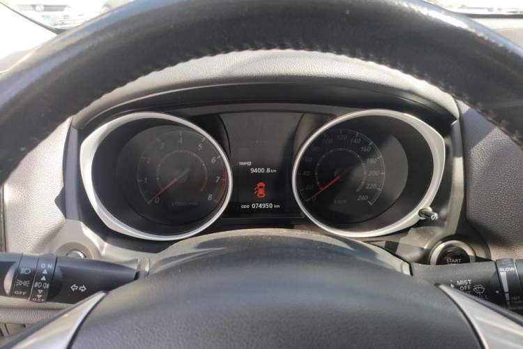Used Mitsubishi ASX 2018 2.0L CVT Two-Wheel Drive Deluxe Edition Instrument Cluster