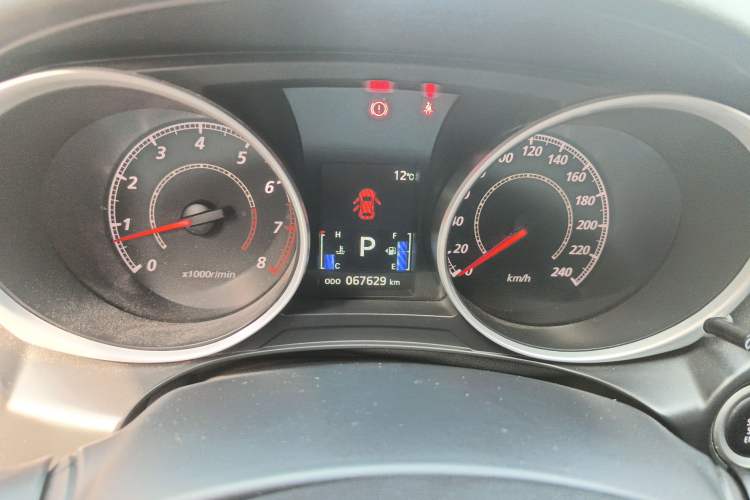 Used Mitsubishi ASX 2018 2.0L CVT Two-Wheel Drive Deluxe Edition Instrument Cluster