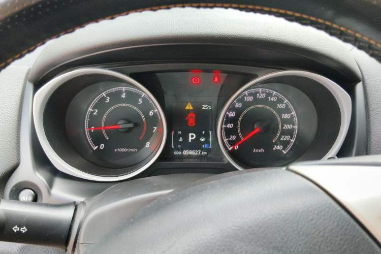 Used Mitsubishi ASX 2018 2.0L CVT Two-Wheel Drive Deluxe Edition Instrument Cluster