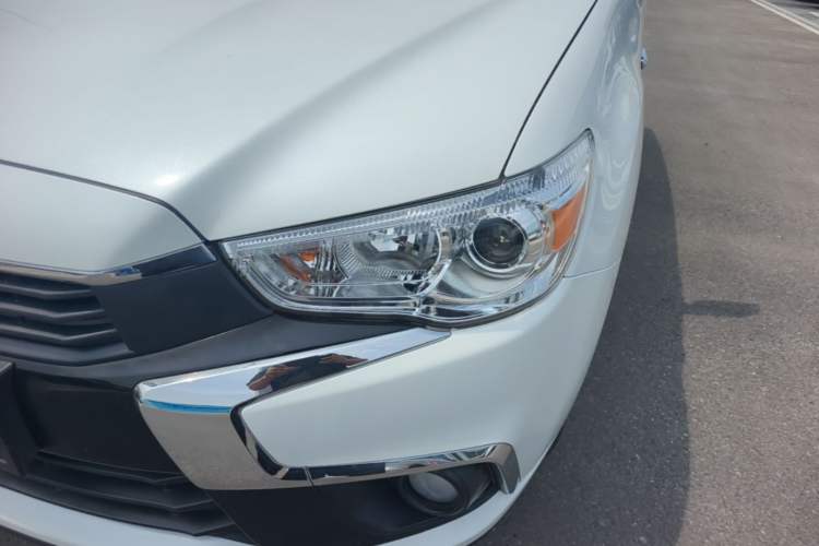 Used Mitsubishi ASX 2018 2.0L CVT Two-Wheel Drive Deluxe Edition Left Front Headlight