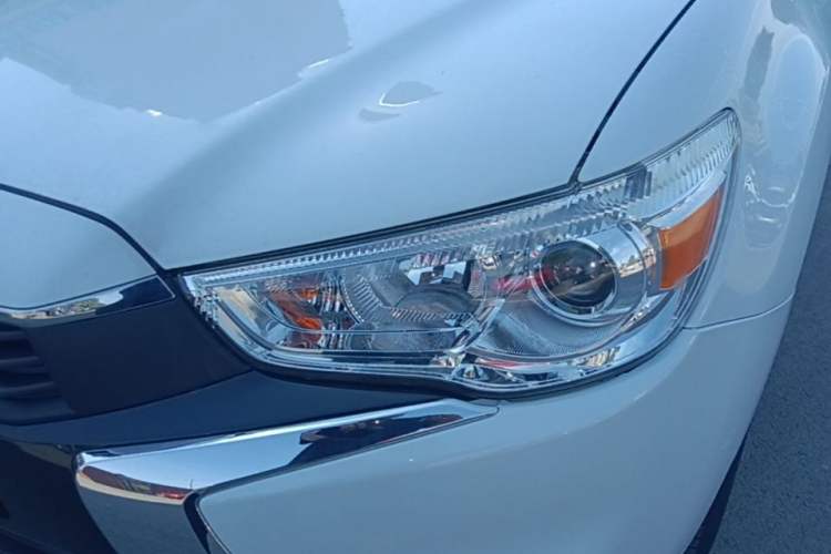 Used Mitsubishi ASX 2018 1.6L Manual Two-Wheel Drive Dynamic Edition Left Front Headlight
