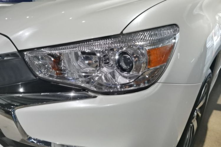 Used Mitsubishi ASX 2018 1.6L Manual Two-Wheel Drive Dynamic Edition Left Front Headlight