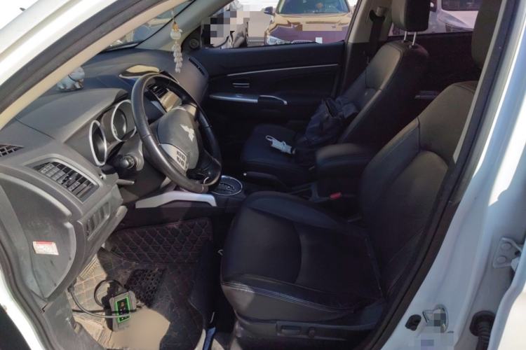 Used Mitsubishi ASX 2018 2.0L CVT Two-Wheel Drive Deluxe Edition Left Front Seat