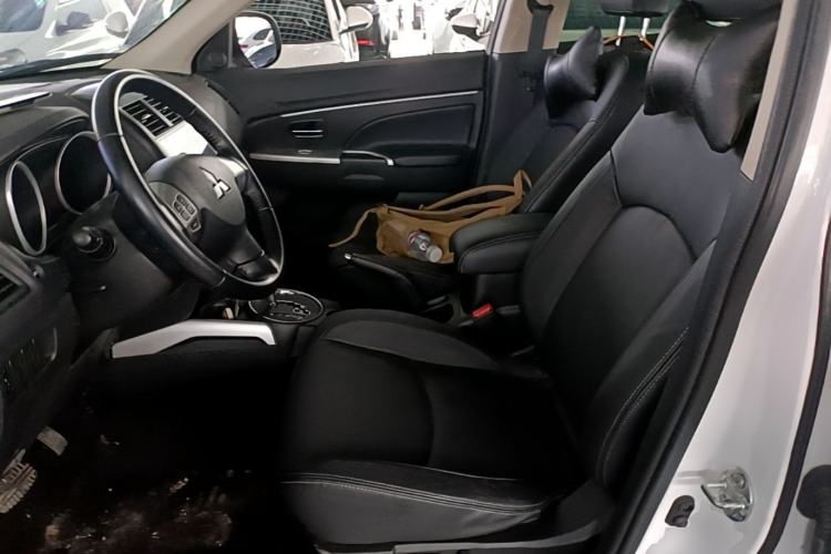 Used Mitsubishi ASX 2018 2.0L CVT Two-Wheel Drive Deluxe Edition Left Front Seat