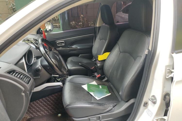 Used Mitsubishi ASX 2018 2.0L CVT Two-Wheel Drive Deluxe Edition Left Front Seat