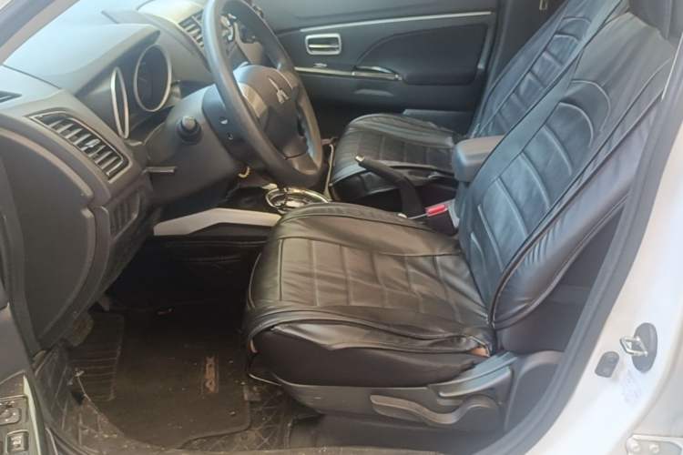 Used Mitsubishi ASX 2018 2.0L CVT Two-Wheel Drive Elite Edition Left Front Seat