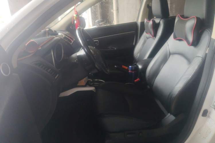 Used Mitsubishi ASX 2018 2.0L CVT Two-Wheel Drive Deluxe Edition Left Front Seat