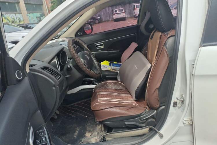 Used Mitsubishi ASX 2018 1.6L Manual Two-Wheel Drive Fashion Edition Left Front Seat
