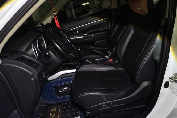 Used Mitsubishi ASX 2018 2.0L CVT Two-Wheel Drive Deluxe Edition Left Front Seat