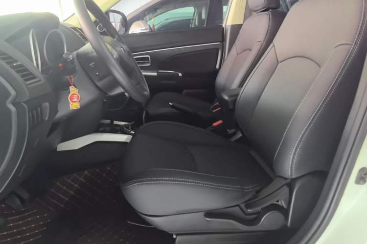 Used Mitsubishi ASX 2018 1.6L Manual Two-Wheel Drive Dynamic Edition Left Front Seat