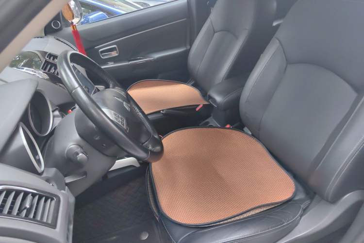 Used Mitsubishi ASX 2018 2.0L CVT Two-Wheel Drive Deluxe Edition Left Front Seat