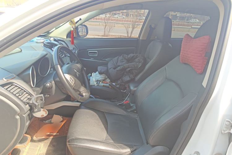 Used Mitsubishi ASX 2018 2.0L CVT Two-Wheel Drive Deluxe Edition Left Front Seat