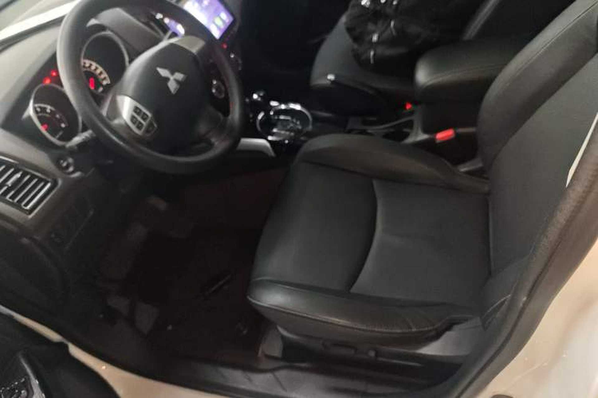Used Mitsubishi ASX 2018 2.0L CVT Two-Wheel Drive Deluxe Edition Left Front Seat