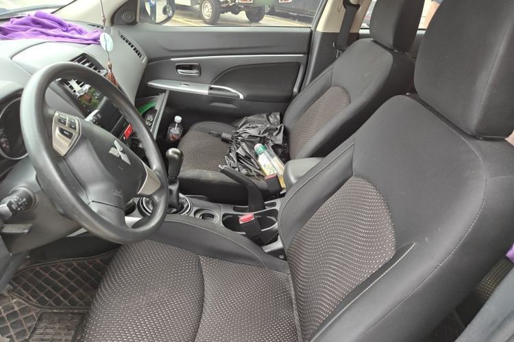 Used Mitsubishi ASX 2018 1.6L Manual Two-Wheel Drive Fashion Edition Left Front Seat