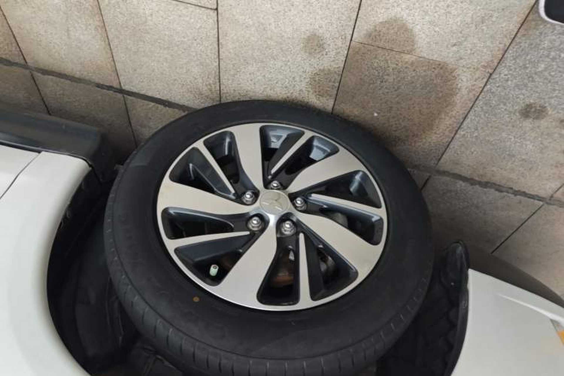 Used Mitsubishi ASX 2018 2.0L CVT Two-Wheel Drive Deluxe Edition Left Front Wheel Hub