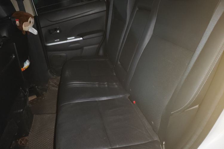 Used Mitsubishi ASX 2018 2.0L CVT Two-Wheel Drive Deluxe Edition Left Rear Seat