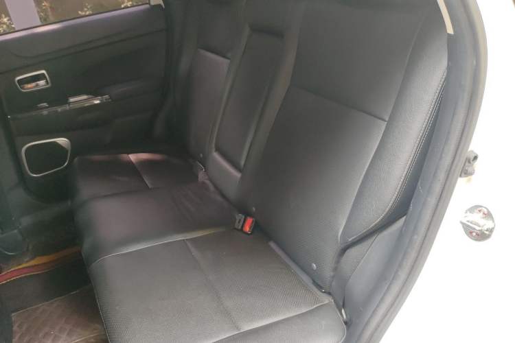 Used Mitsubishi ASX 2018 2.0L CVT Two-Wheel Drive Deluxe Edition Left Rear Seat