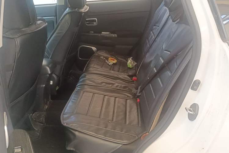 Used Mitsubishi ASX 2018 2.0L CVT Two-Wheel Drive Elite Edition Left Rear Seat
