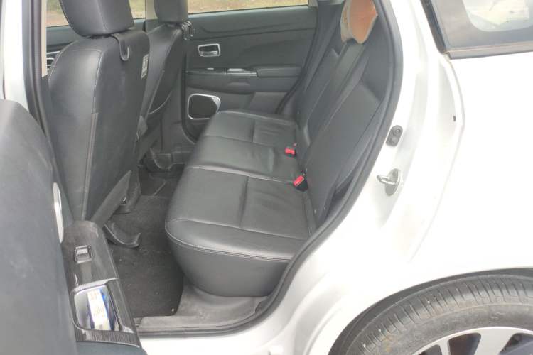 Used Mitsubishi ASX 2018 2.0L CVT Two-Wheel Drive Deluxe Edition Left Rear Seat