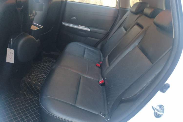 Used Mitsubishi ASX 2018 2.0L CVT Two-Wheel Drive Deluxe Edition Left Rear Seat