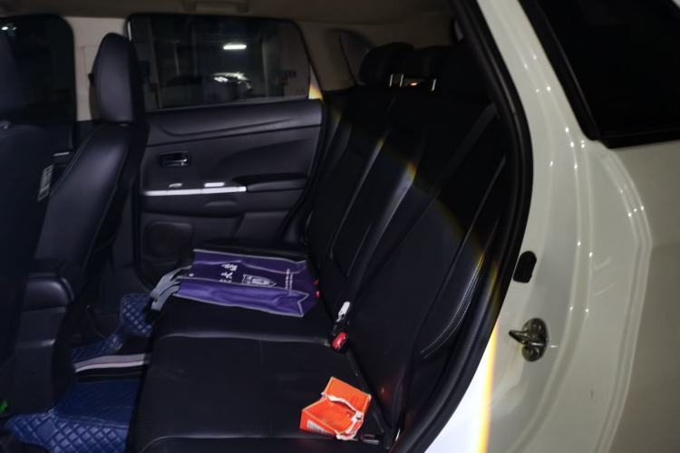 Used Mitsubishi ASX 2018 2.0L CVT Two-Wheel Drive Deluxe Edition Left Rear Seat