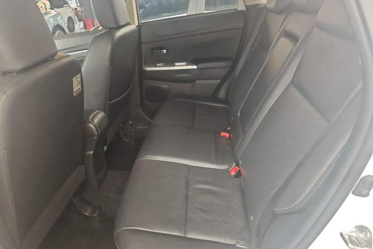 Used Mitsubishi ASX 2018 2.0L CVT Two-Wheel Drive Deluxe Edition Left Rear Seat
