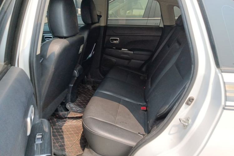 Used Mitsubishi ASX 2018 2.0L CVT Two-Wheel Drive Deluxe Edition Left Rear Seat