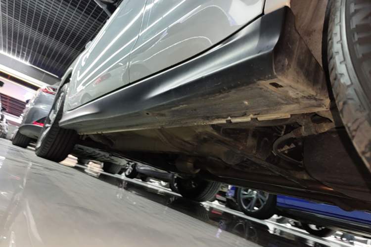 Used Mitsubishi ASX 2018 2.0L CVT Two-Wheel Drive Deluxe Edition Left Side Sill