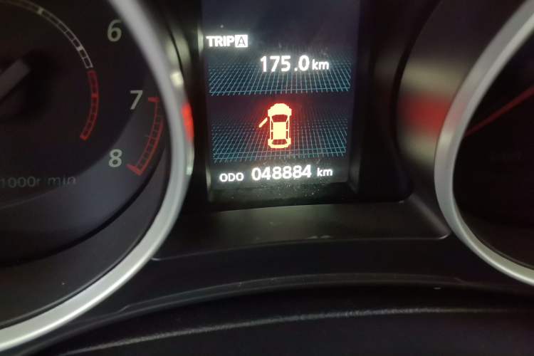 Used Mitsubishi ASX 2018 2.0L CVT Two-Wheel Drive Deluxe Edition Odometer Close Up