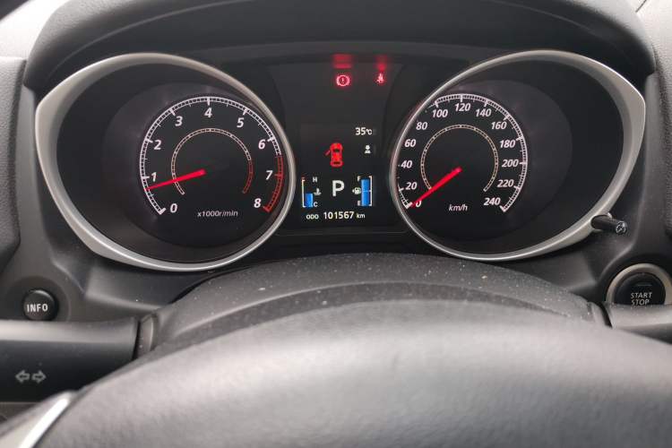 Used Mitsubishi ASX 2018 2.0L CVT Two-Wheel Drive Deluxe Edition Odometer Close Up