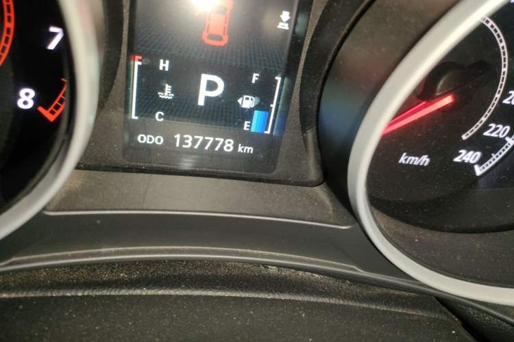 Used Mitsubishi ASX 2018 2.0L CVT Two-Wheel Drive Deluxe Edition Odometer Close Up