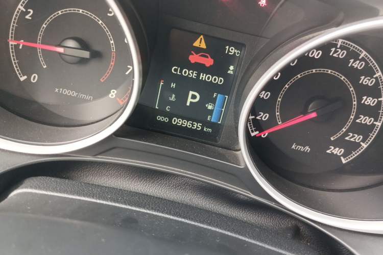 Used Mitsubishi ASX 2018 2.0L CVT Two-Wheel Drive Deluxe Edition Odometer Close Up