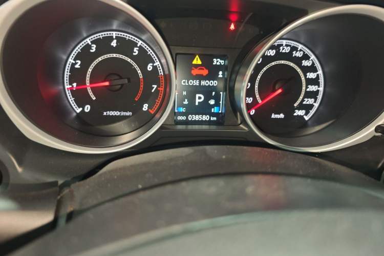 Used Mitsubishi ASX 2018 2.0L CVT Two-Wheel Drive Deluxe Edition Odometer Close Up