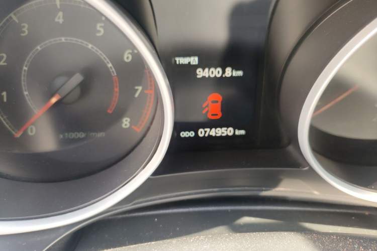 Used Mitsubishi ASX 2018 2.0L CVT Two-Wheel Drive Deluxe Edition Odometer Close Up