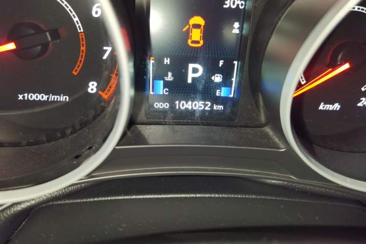Used Mitsubishi ASX 2018 2.0L CVT Two-Wheel Drive Deluxe Edition Odometer Close Up
