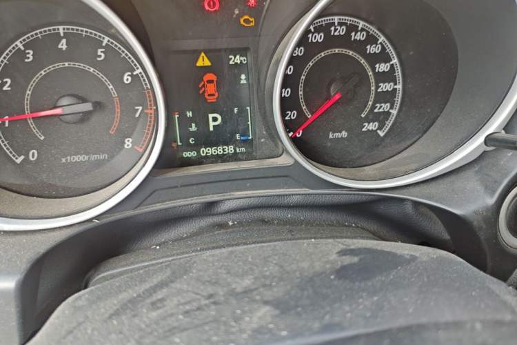 Used Mitsubishi ASX 2018 2.0L CVT Two-Wheel Drive Deluxe Edition Odometer Close Up