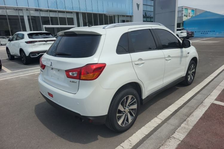 Used Mitsubishi ASX 2018 2.0L CVT Two-Wheel Drive Deluxe Edition Rear Right 45 Deg