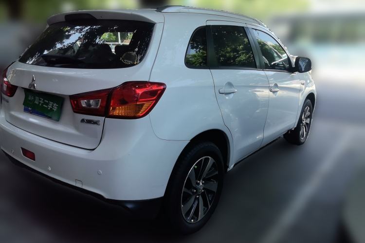 Used Mitsubishi ASX 2018 2.0L CVT Two-Wheel Drive Deluxe Edition Rear Right 45 Deg