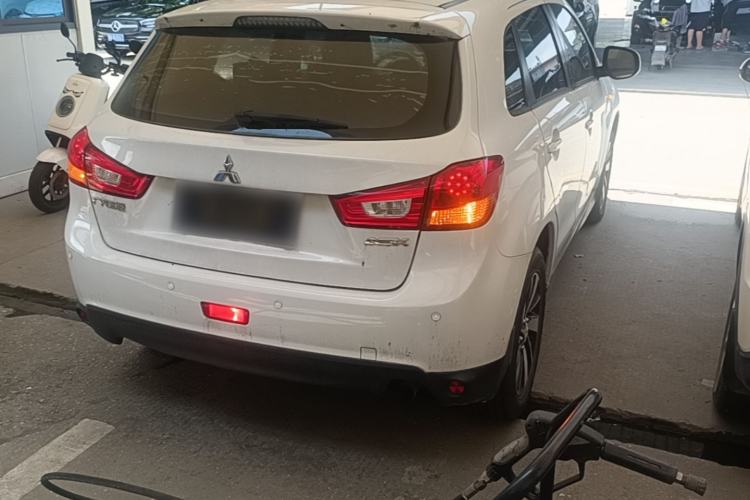 Used Mitsubishi ASX 2018 2.0L CVT Two-Wheel Drive Elite Edition Rear Right 45 Deg