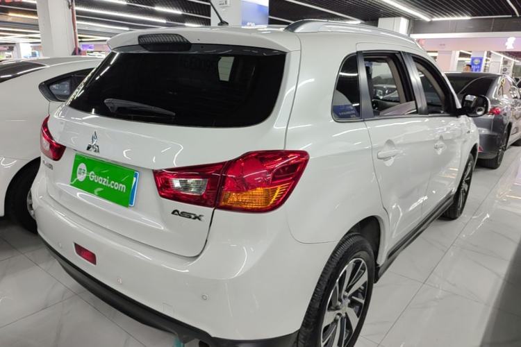 Used Mitsubishi ASX 2018 2.0L CVT Two-Wheel Drive Deluxe Edition Rear Right 45 Deg